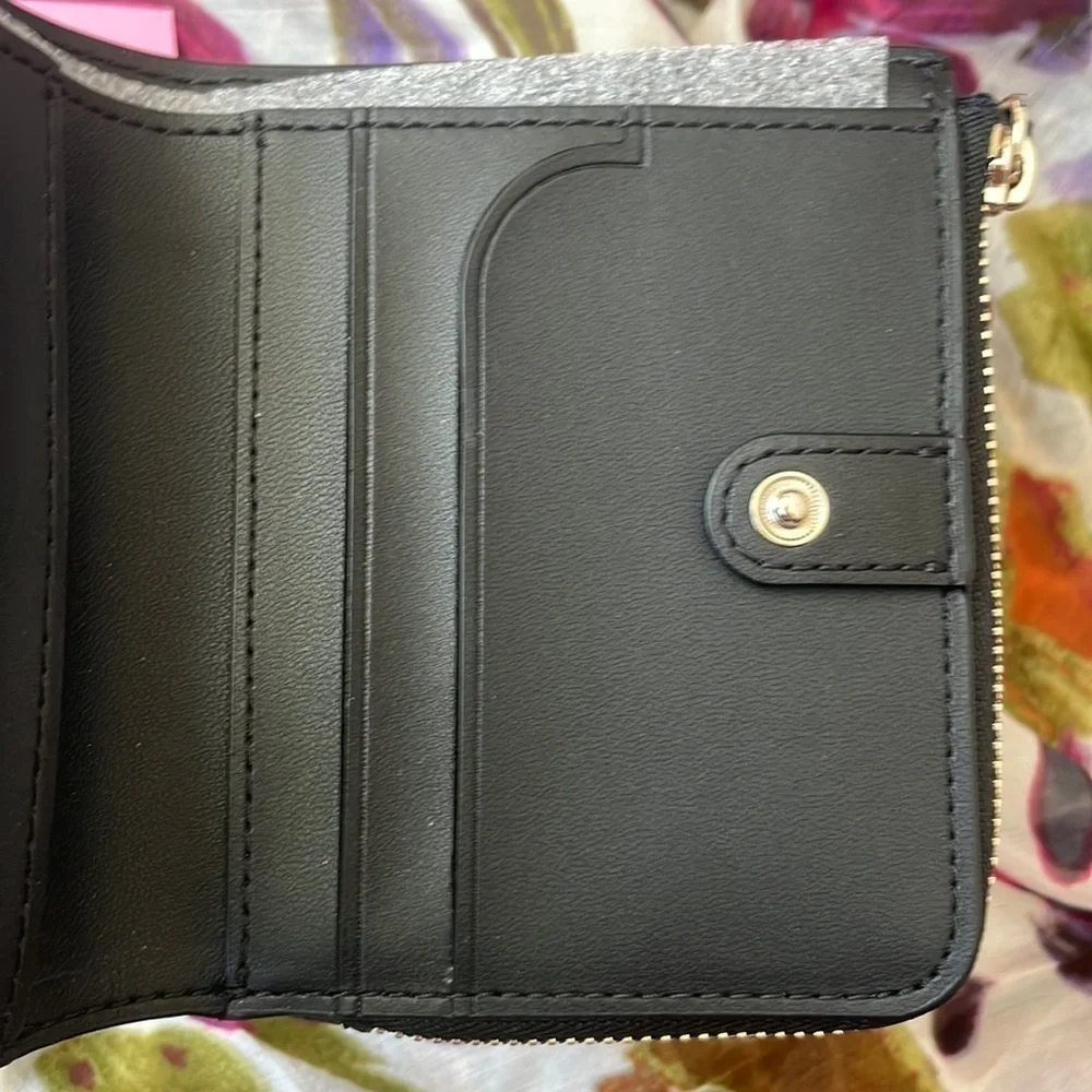 Brand New Kate Spade Genuine Saffiano Leather Black L-Zip Bifold Cameron Wallet